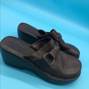 Born Slip On Clogs Size 8/39
